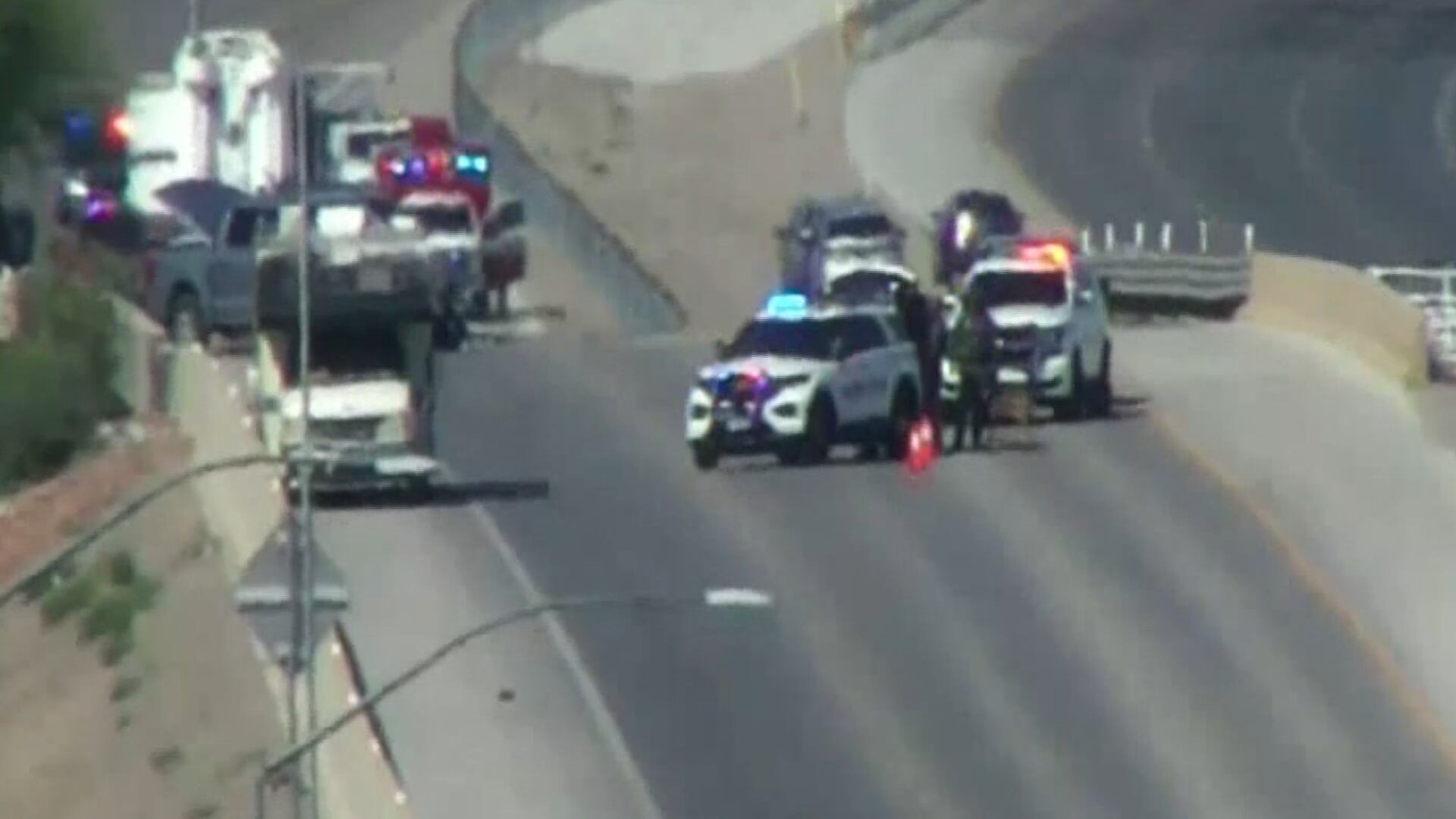 Theft suspect barricaded inside motorhome on I-15; roads in area closed - Vimarsana News