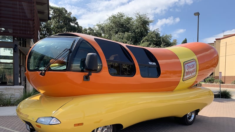 Oscar Mayer Wienermobile generic