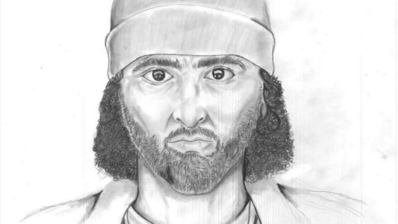 Las Vegas police look for suspect accused of striking victim with metal pipe