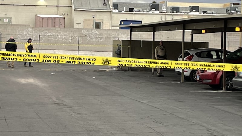 Las Vegas police investigate east valley homicide Monday morning